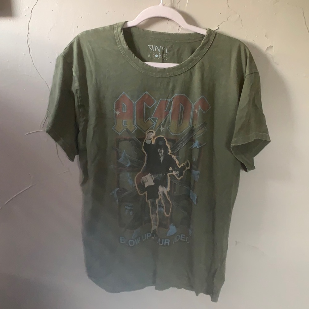AC/CD shirt